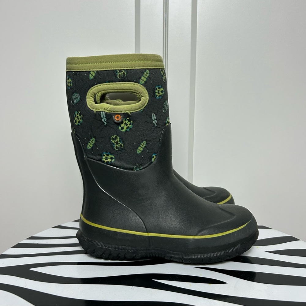 Bogs bugs Kids Black and Green Boots